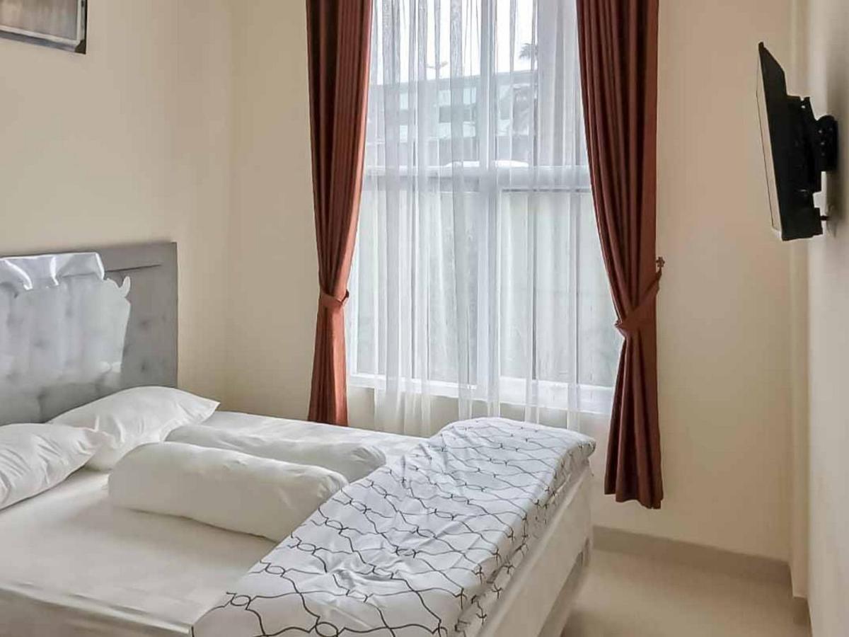 Wisma Talenta Mitra Reddoorz Джакарта Экстерьер фото